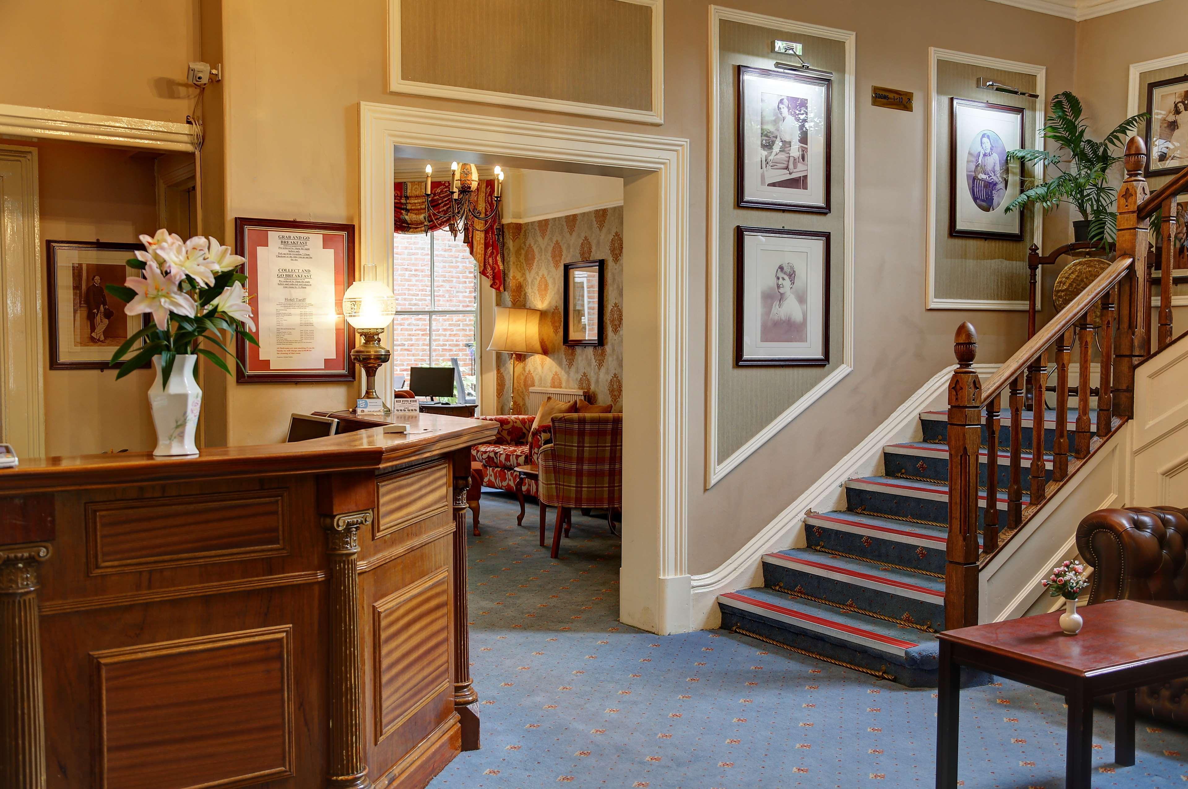 Best Western Kilima Hotel York Extérieur photo